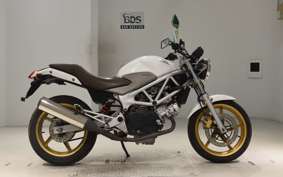 HONDA VTR 250 Gen. 2 MC33