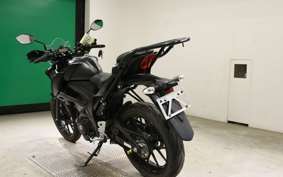 SUZUKI GSX-S150 2013