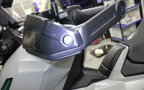 HONDA X-ADV 750 2025 RH21