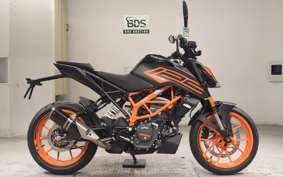 KTM 125 DUKE 2021
