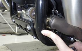 TRIUMPH BONNEVILLE BOBBER 2025