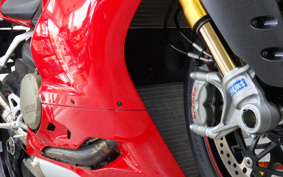 DUCATI 1199PANIGA-RES 2012 ZDMH802JACB