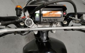 SUZUKI DJEBEL250XC SJ45A