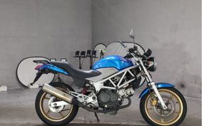 HONDA VTR 250 MC33