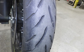 SUZUKI ｼﾞｸｻｰ250SF 2012 ED22B