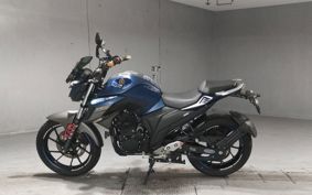 YAMAHA FZ25 RG42