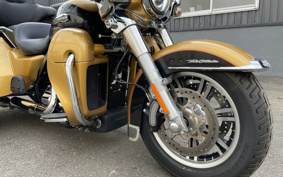 HARLEY FLHTCU TRIKE 2017 MAD