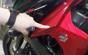 SUZUKI GSX-S1000F 2018