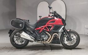 DUCATI DIAVEL CARBON 2011 G100AB