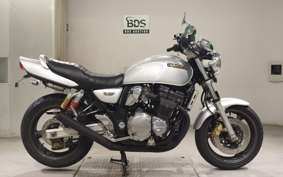 SUZUKI INAZUMA 1200 (GSX1200) 1999