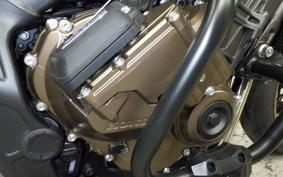 HONDA CB650R E-Clutch 2025 RH17