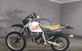 SUZUKI DR250R SJ45A