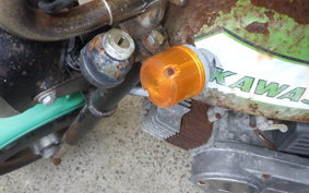 KAWASAKI KV75 KV075A