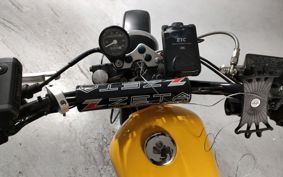 SUZUKI GLASS TRACKER BIG BOY NJ4BA