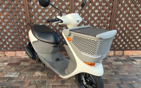 SUZUKI LET's 4 Basket CA43A