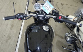 TRIUMPH BONNEVILLE T100 2023