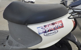 SUZUKI LET's 4 Basket CA43A