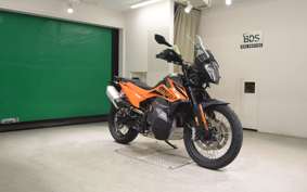 KTM 890 ADVENTURE	 2022