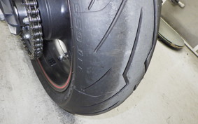 TRIUMPH DAYTONA 675 R 2011