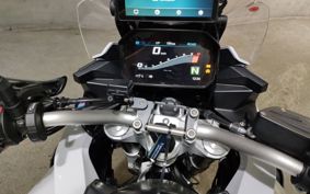 BMW F900XR 2025 0K21