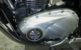TRIUMPH BONNEVILLE T120 2023