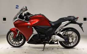 HONDA VFR1200F 2010 SC63