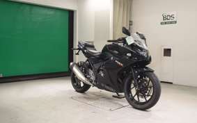 SUZUKI GSX250R 2015