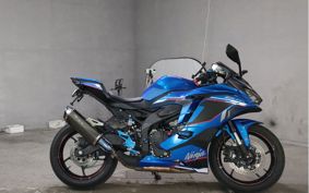 KAWASAKI  NINJA ZX-4RR ZX400P