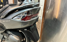 SUZUKI SKYWAVE 250 CJ46A