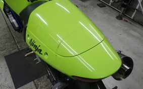KAWASAKI ZX 1200 NINJA R 2003 ZXT20B