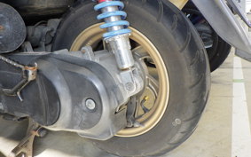 SUZUKI GSR125