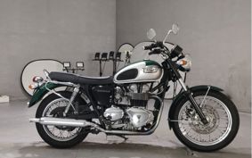 TRIUMPH BONNEVILLE 790 2002 TJ910T