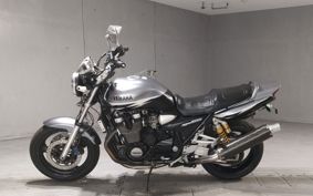 YAMAHA XJR1300 2002 RP03J