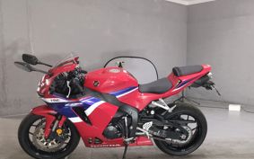 HONDA CBR600RR 2025 PC40