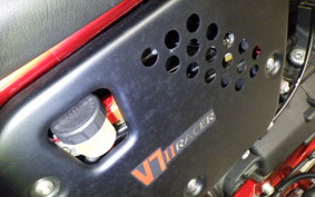 MOTO GUZZI V7 RACER 2 2019