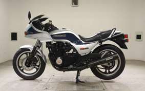KAWASAKI GPZ750 1983 ZX750A