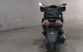 SUZUKI SKYWAVE 250 CJ46A