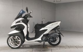 YAMAHA TRICITY 125 SE82J