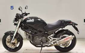 DUCATI MONSTER 750 2002