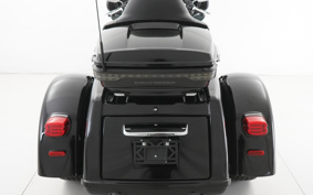 HARLEY HARLEY FLHTCU 2017 MAD