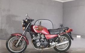 YAMAHA XJ750 E 5G8