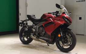TRIUMPH DAYTONA 660 2024