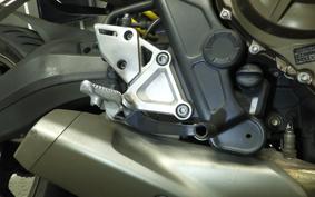 HONDA CB650R 2021 RH03