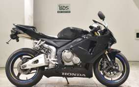 HONDA CBR600RR GEN 2 2007 PC37