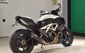 DUCATI DIAVEL AMG 2013