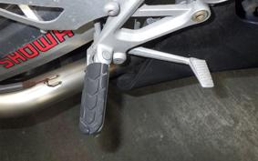HONDA CBR600F GEN 3 2002 PC35