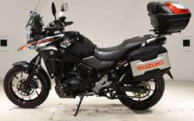 SUZUKI Vｽﾄﾛｰﾑ250A 2025