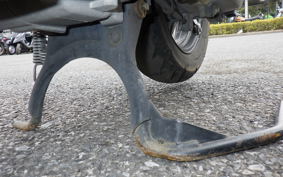 SUZUKI LET's 4 Basket CA43A