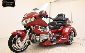 HONDA GL 1800 GOLD WING  TRIKE 2002