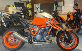 KTM 1290 S-DUKE R EVO V3940